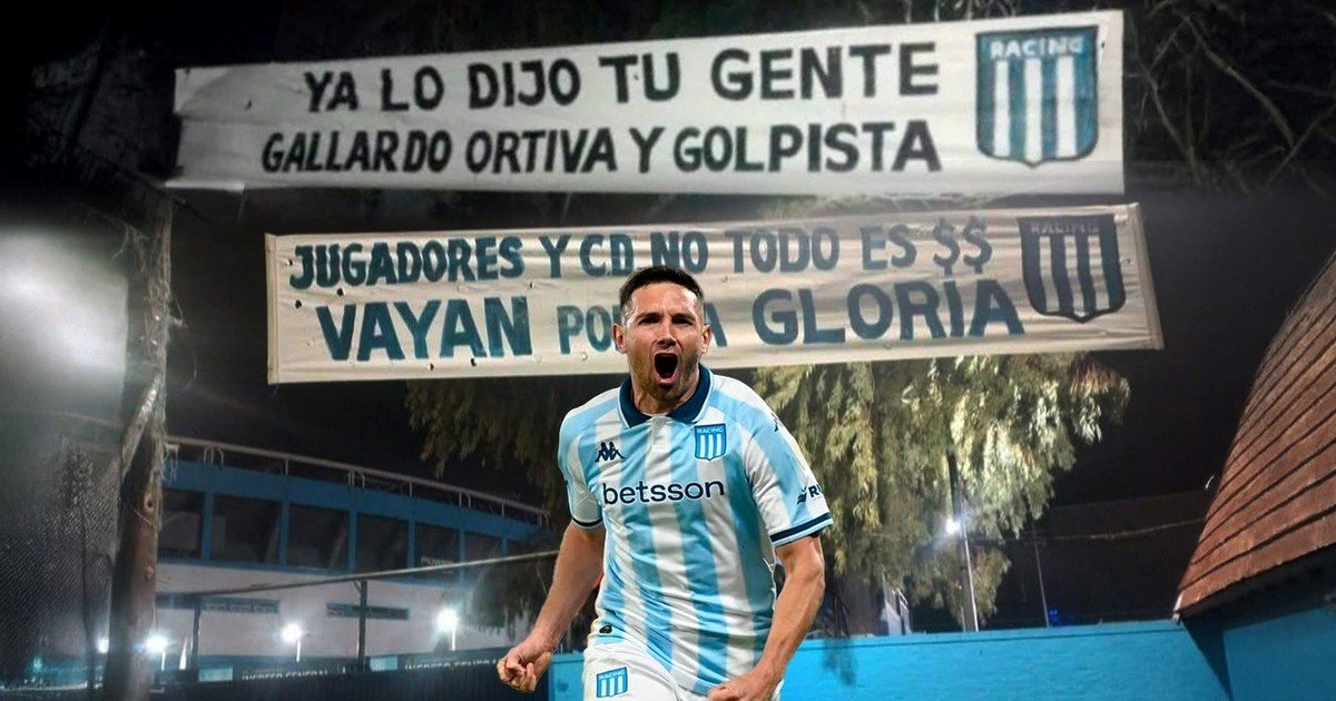 El pasacalle de Racing contra Gallardo y el significativo like de Maravilla Martínez :: Olé