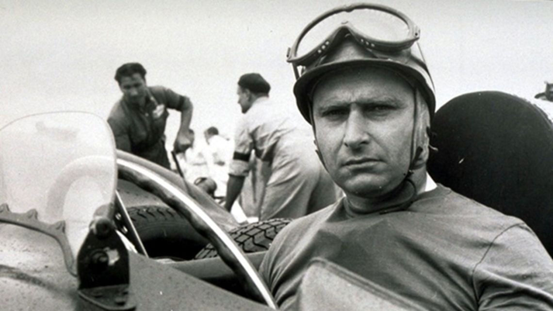 Juan Manuel Fangio, el artista del volante