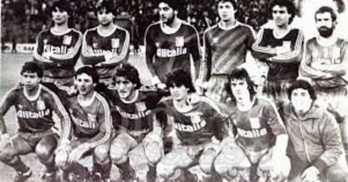 Sportivo Italiano, el equipo del Ascenso que festeja el mismo día que Messi y Riquelme :: Olé