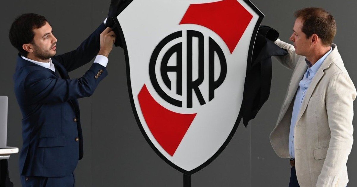 El fuerte descargo de River por los nuevos impuestos del Gobierno: u$s 12 millones por Mastantuono y más :: Olé
