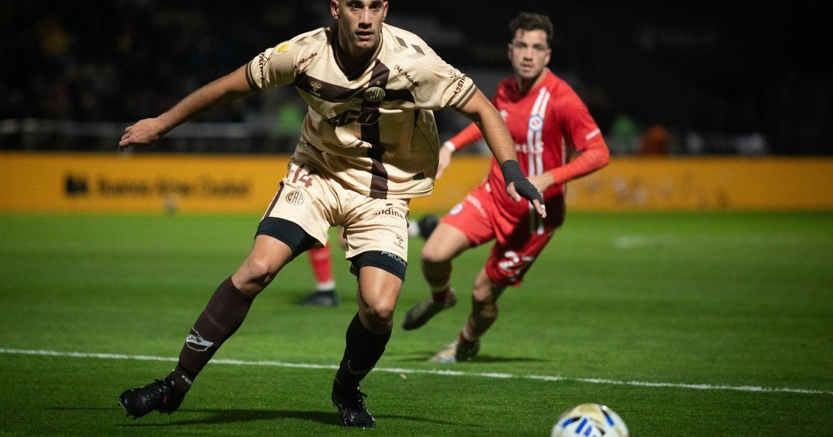 Sin emoción: Platense y Argentinos empataron en un clásico aburrido :: Olé