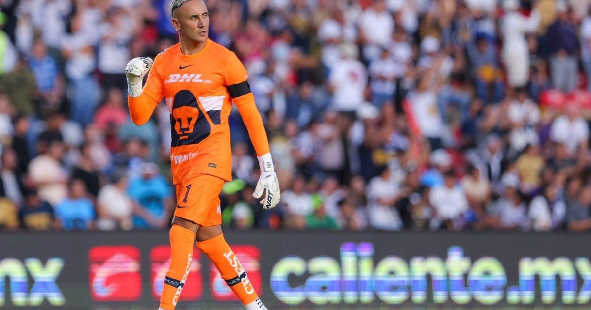Tras su controversial salida de Newell’s, Keylor Navas fue capitán y debutó con la valla invicta en Pumas de México :: Olé