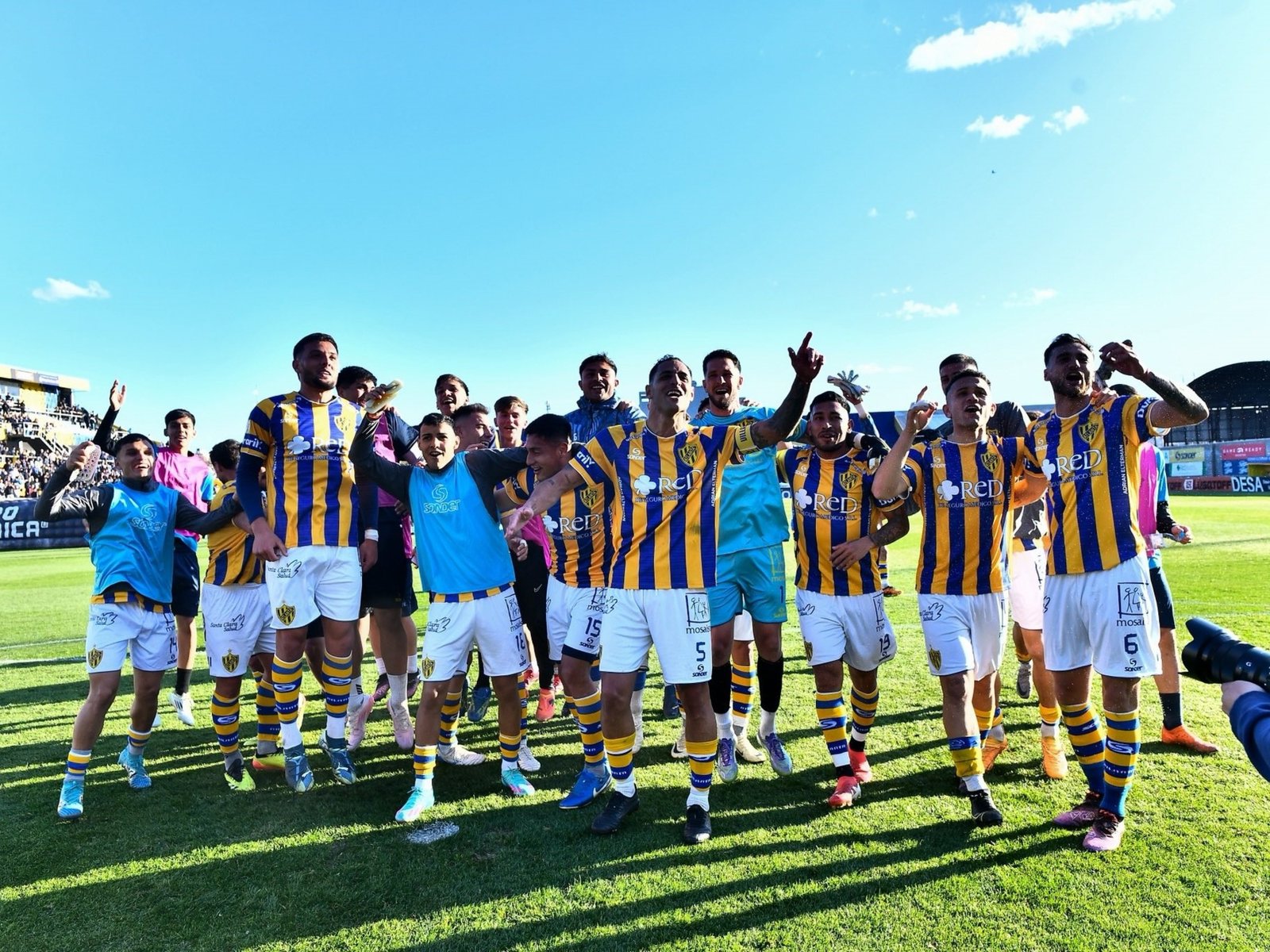 Atlanta volvió a la punta y complicó a Ferro :: Olé