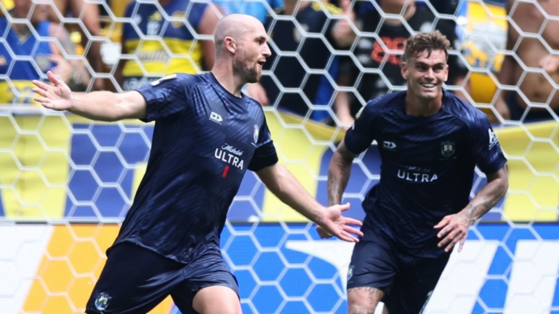 Auckland City y su inesperada cargada a Boca Juniors en medio de un partido en el fútbol de Nueva Zelanda