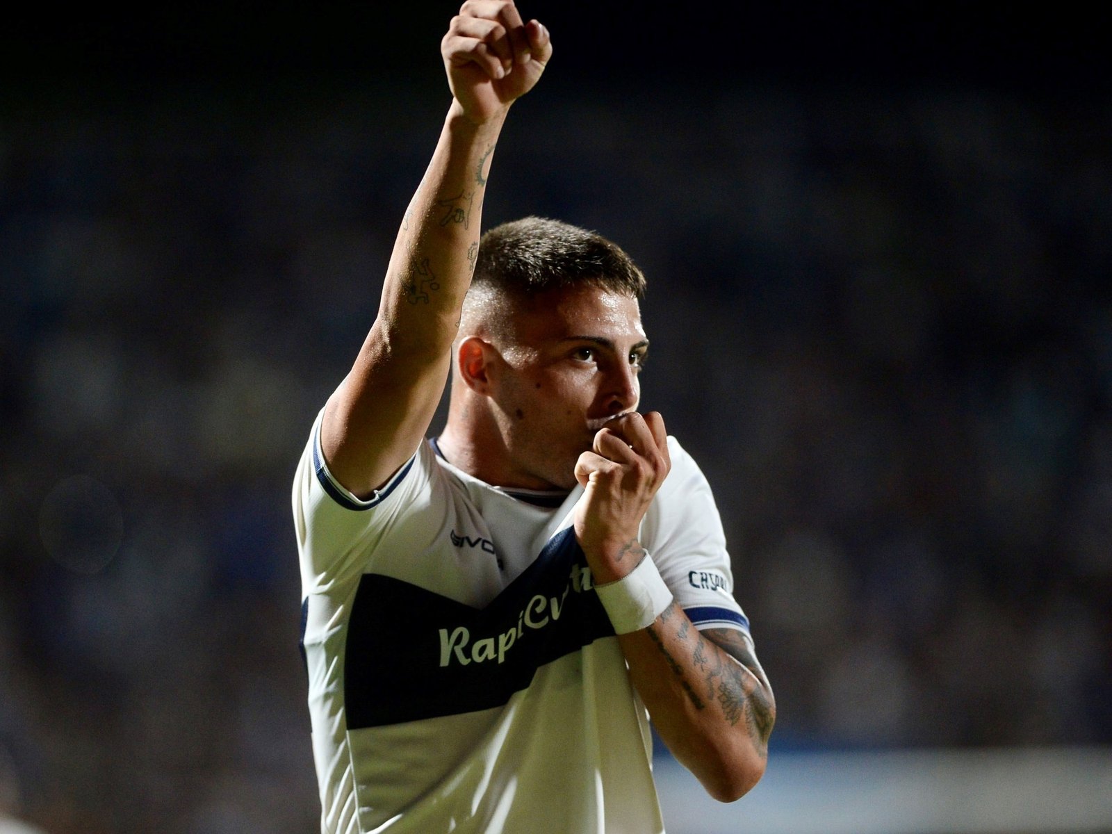 El jugador de Gimnasia que no pasó la revisión médica en Suecia :: Olé
