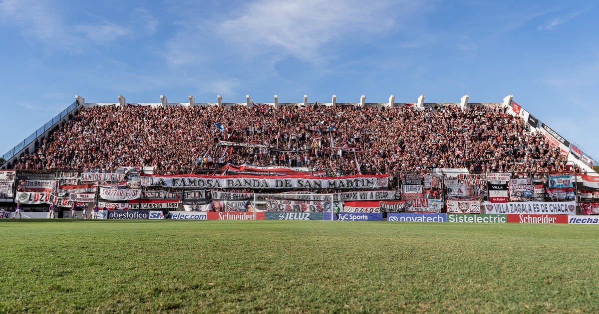Incidentes en Congreso: tres hinchas de Chaca a Tribuna Segura :: Olé