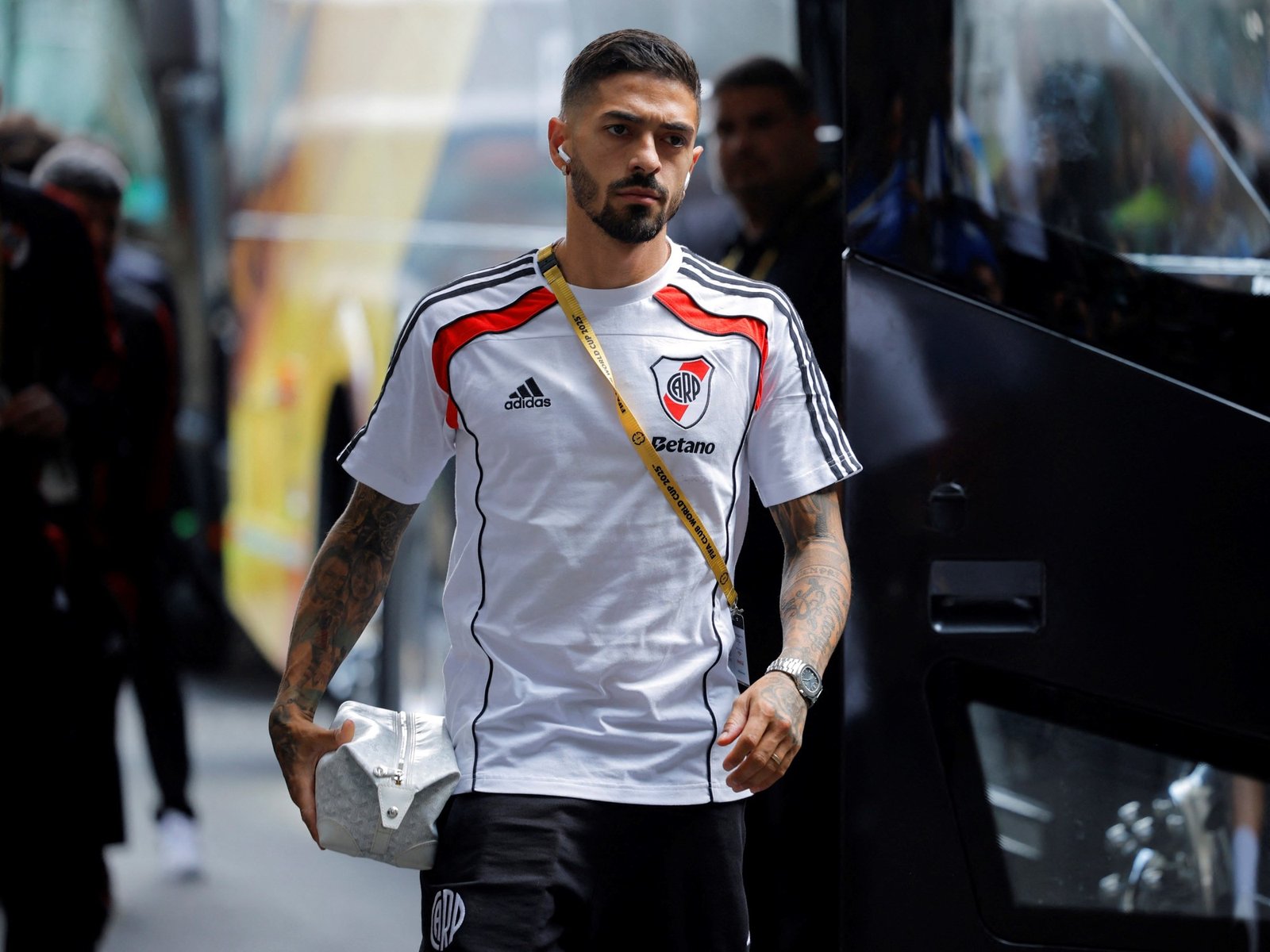 Lanzini, cerca de pasar de River a Vélez: ¿por qué podría jugar el Clausura a diferencia de Rojo? :: Olé