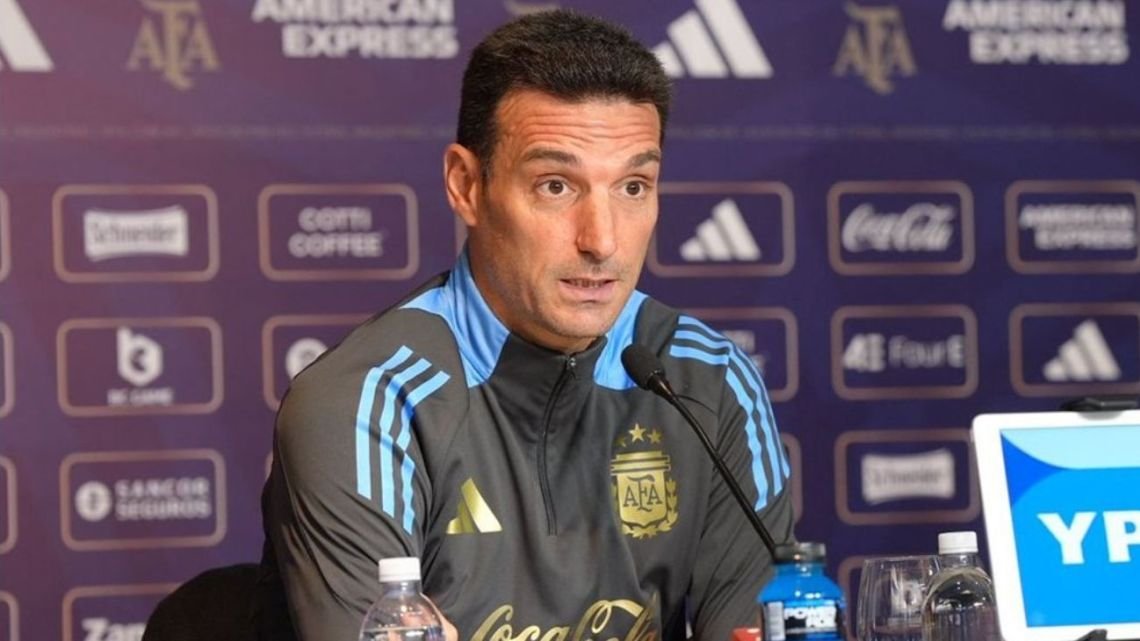 Lionel Scaloni quedó fuera de los nominados para el premio a mejor DT en la gala del Balón de Oro