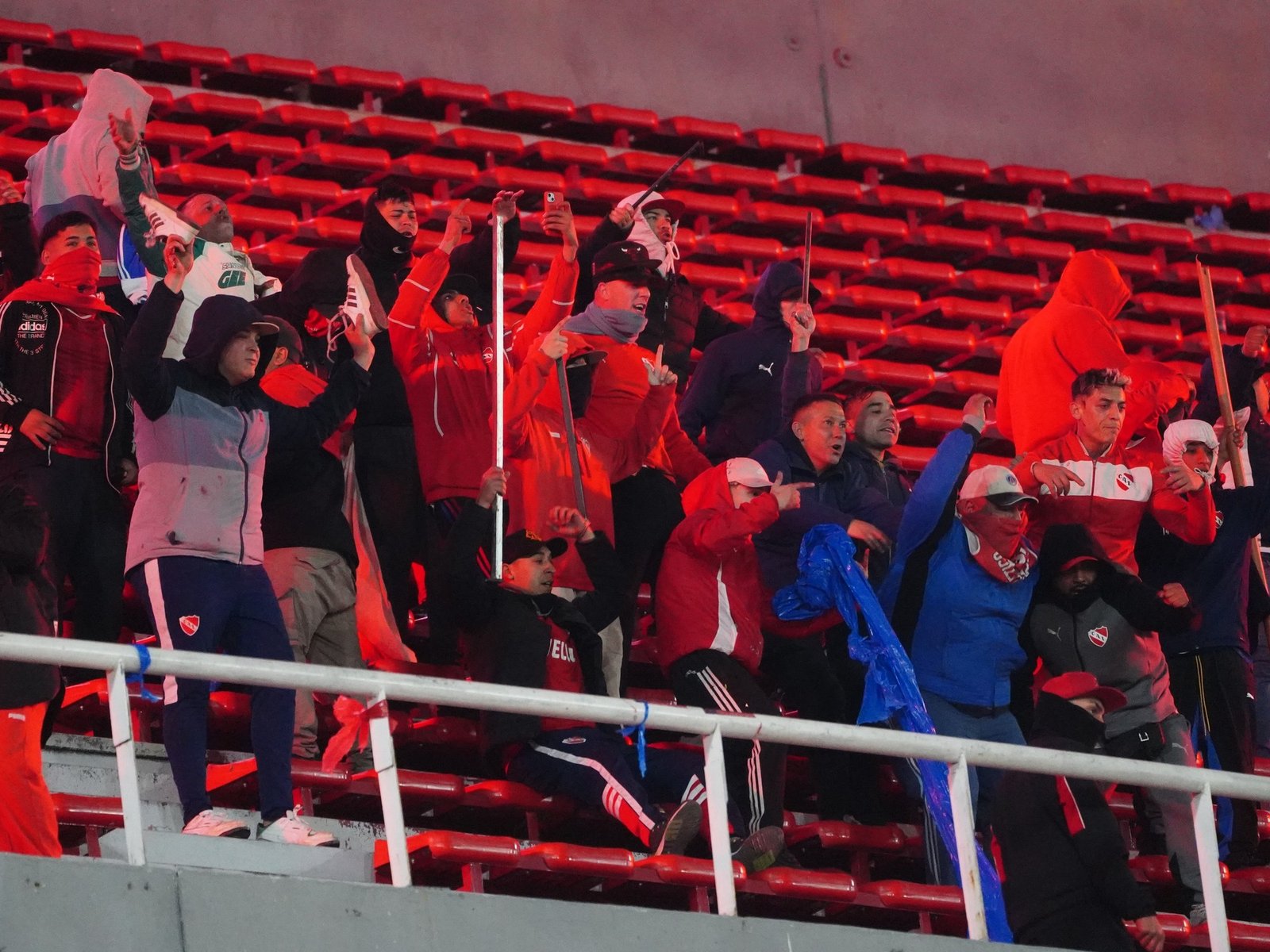 Negligencias y errores fatales: así se desató el horror en Independiente :: Olé