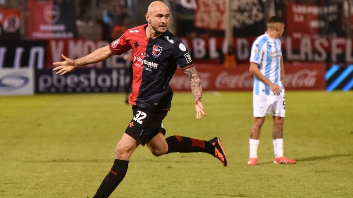 Newell´s derrotó 3-2 a Atlético Tucumán y se metió en los cuartos de final de la Copa Argentina