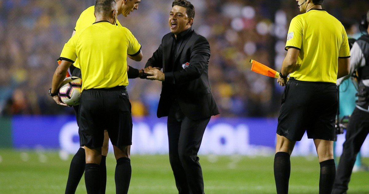 Polémica designación: Wilton Sampaio dirige a River contra Libertad :: Olé