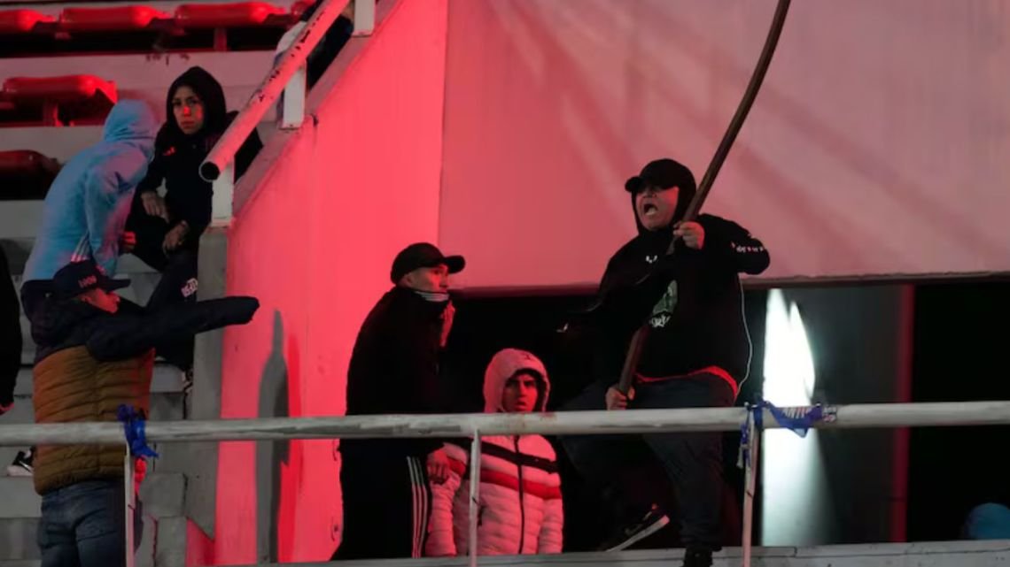 Qué significa que Conmebol haya “cancelado” el partido entre Independiente y U. de Chile