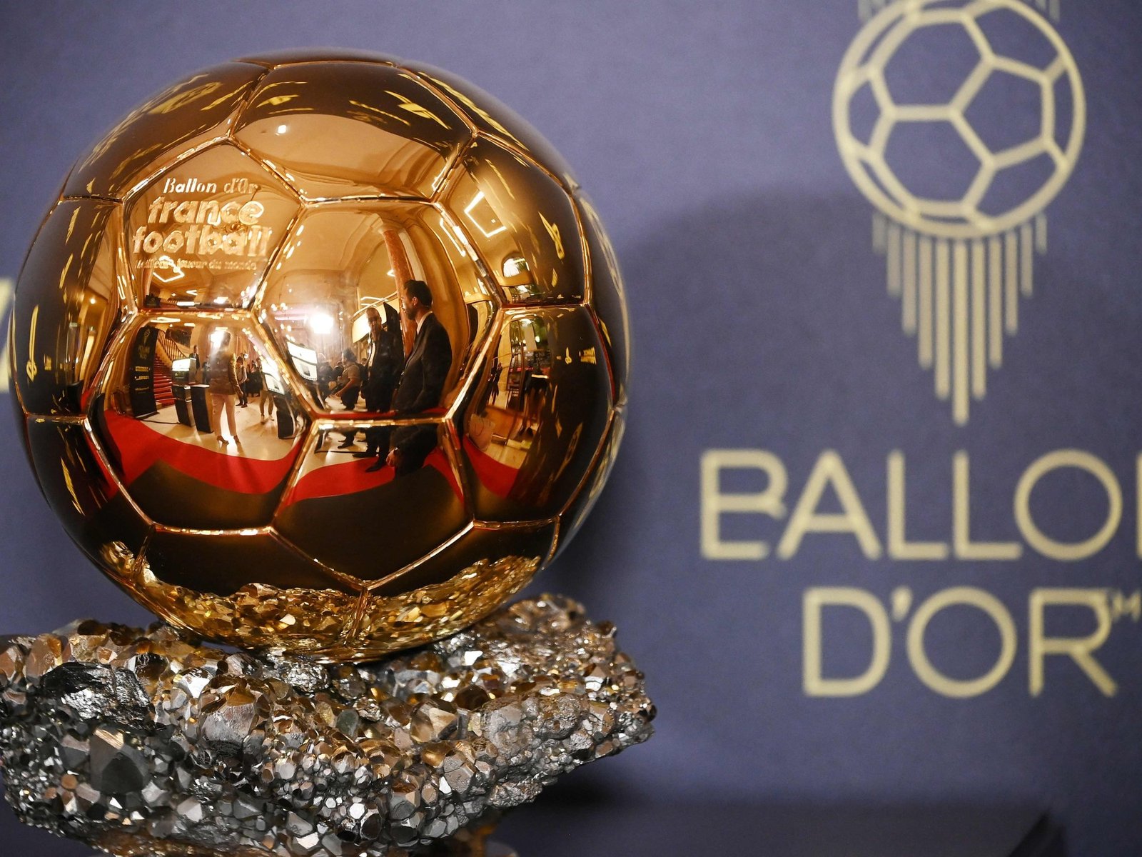 Quiénes compiten por el Balón de Oro 2025 y cuándo se conoce al ganador