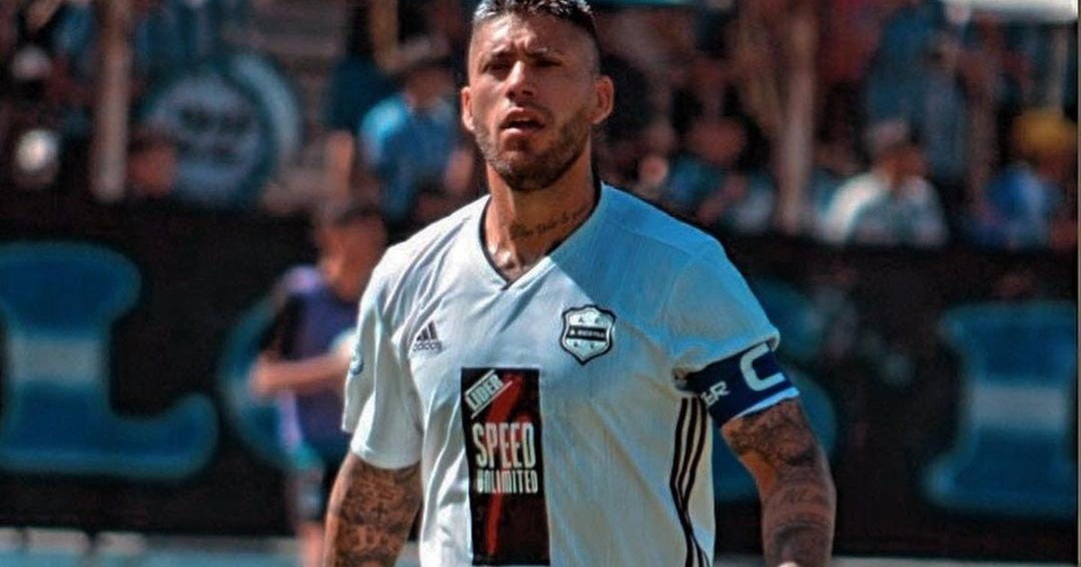 Riestra y un sorprendente descargo tras las declaraciones de Céliz, quien contó que "acá no le dan importancia a la Copa Argentina" :: Olé