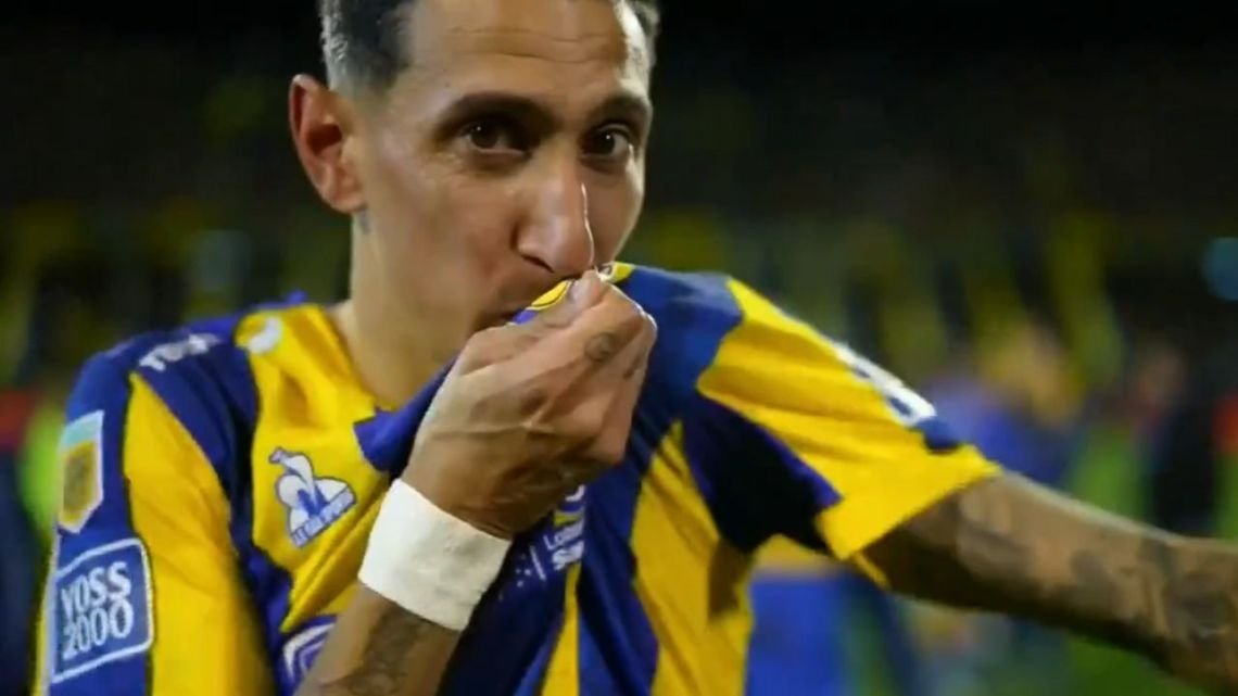 “Ser campeón con Central”: Di María quebró en llanto en el festejo tras la victoria de Rosario Central ante Newell´s