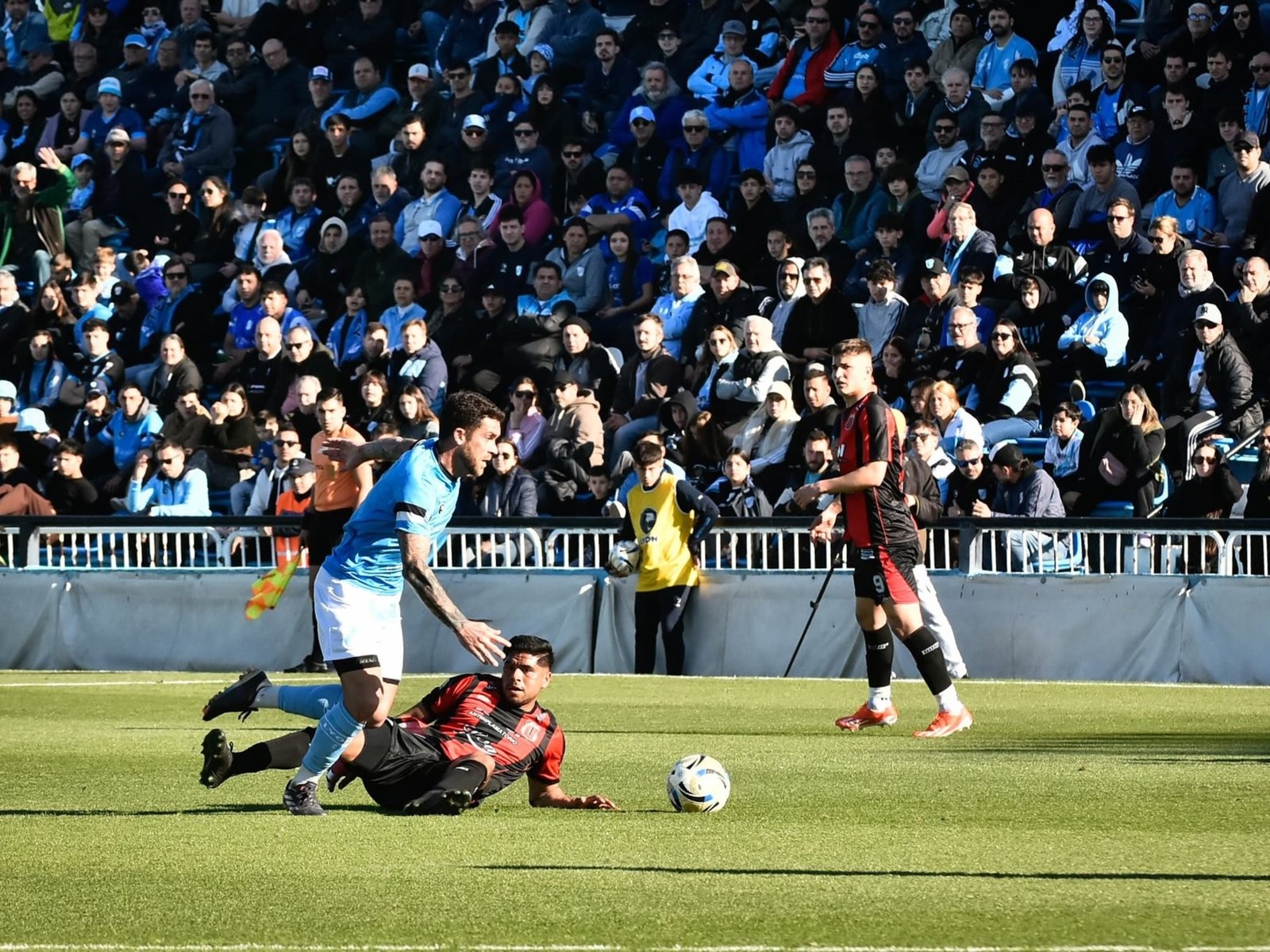 Temperley rescató un punto y estiró su increíble racha :: Olé