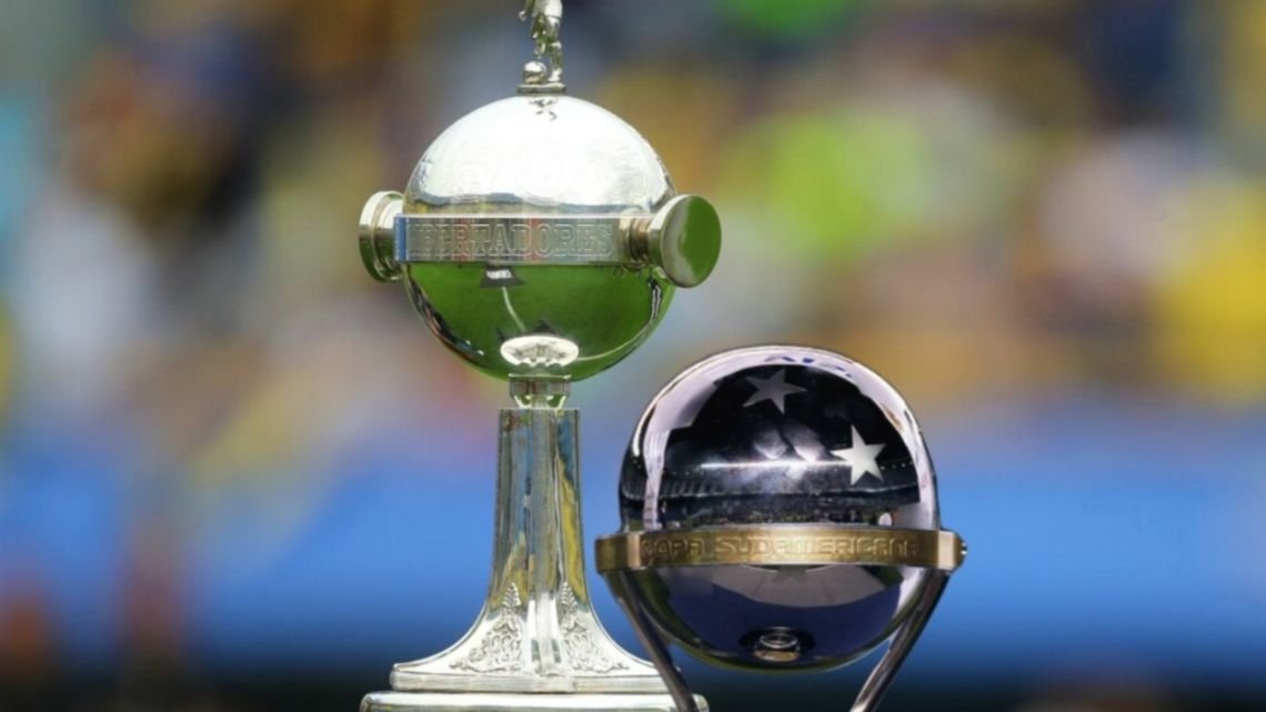 Conmebol confirmó a los árbitros para los cuartos de final de la Libertadores y Sudamericana