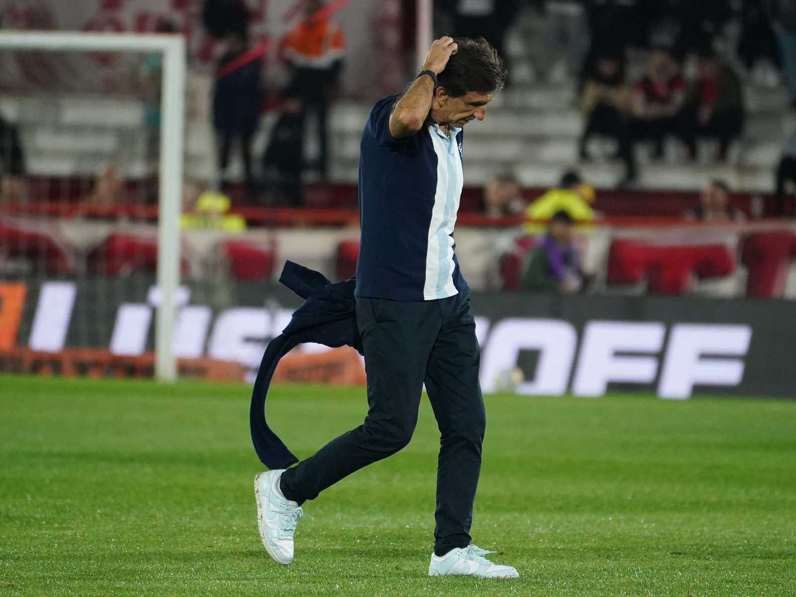 Costas, picante tras el 2-0 a Huracán: “Me gusta jugar cada tres días, hay equipos grandes que lo hacen cada 15…” :: Olé
