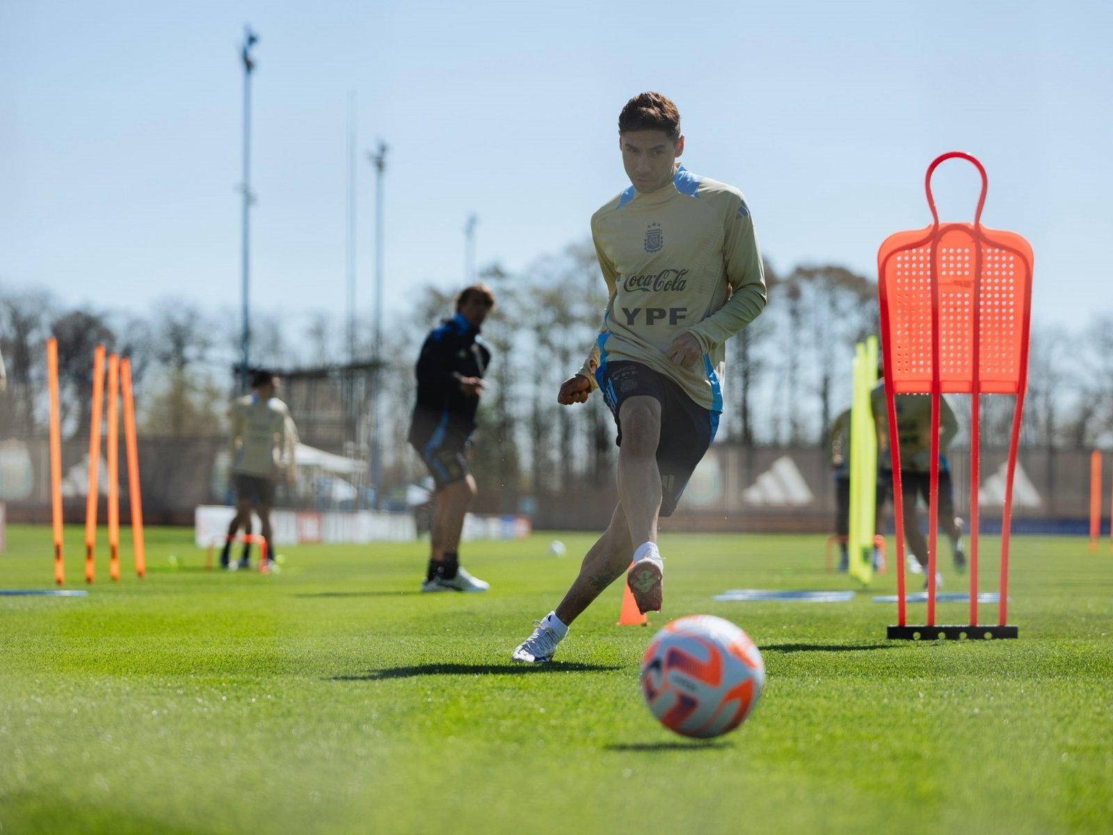 Dónde jugarán los convocados de River en la última fecha de Eliminatorias: cuatro, con viaje largo :: Olé