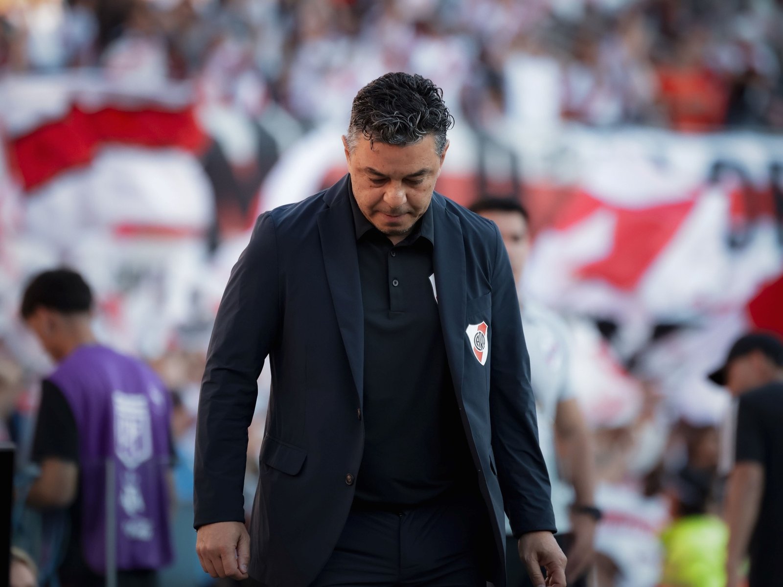 Gallardo: de “no voy a claudicar” a “cuando estás mal tenés que tener los huevos para salir” :: Olé