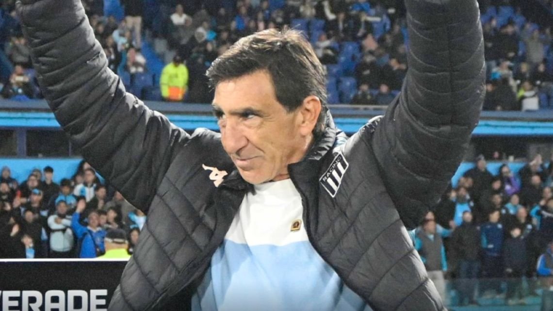 Gustavo Costas recibió el perdón del Tribunal de Disciplina y dirigirá el próximo partido de Racing