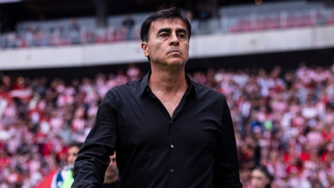 Independiente avanza por Gustavo Quinteros