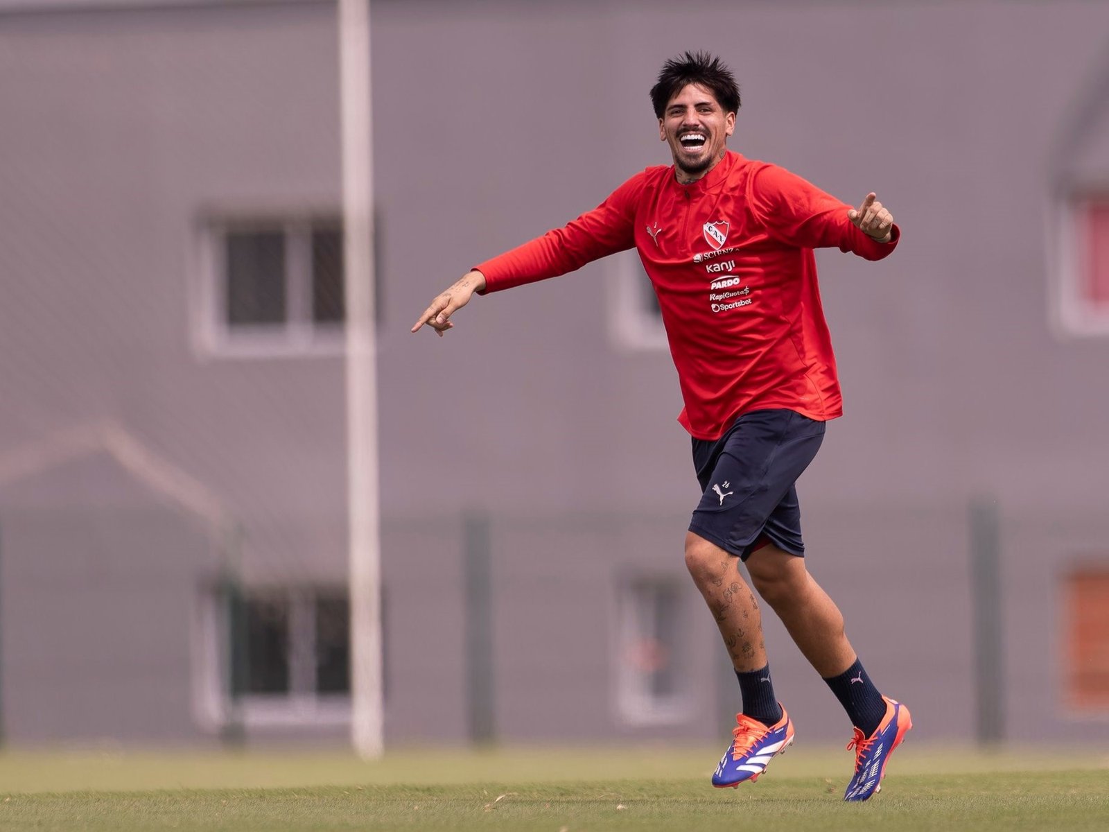 Independiente fue intimado por Bragantino: exigen plata del pase de Lomónaco :: Olé
