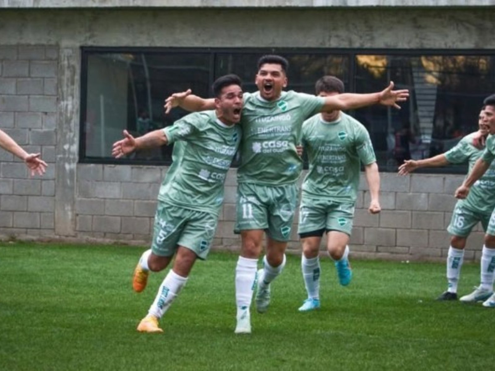 Ituzaingó imparable: ganó y es finalista de la Primera C :: Olé