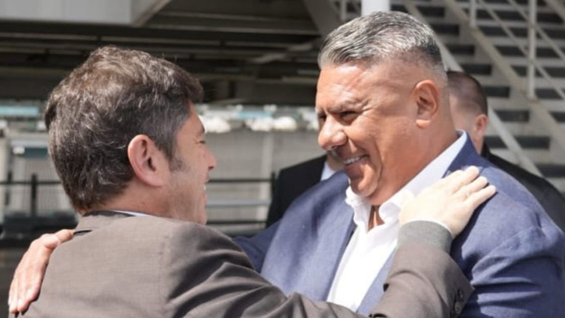 Mensaje de Chiqui Tapia a Axel Kicillof tras las críticas de AFA para Javier Milei