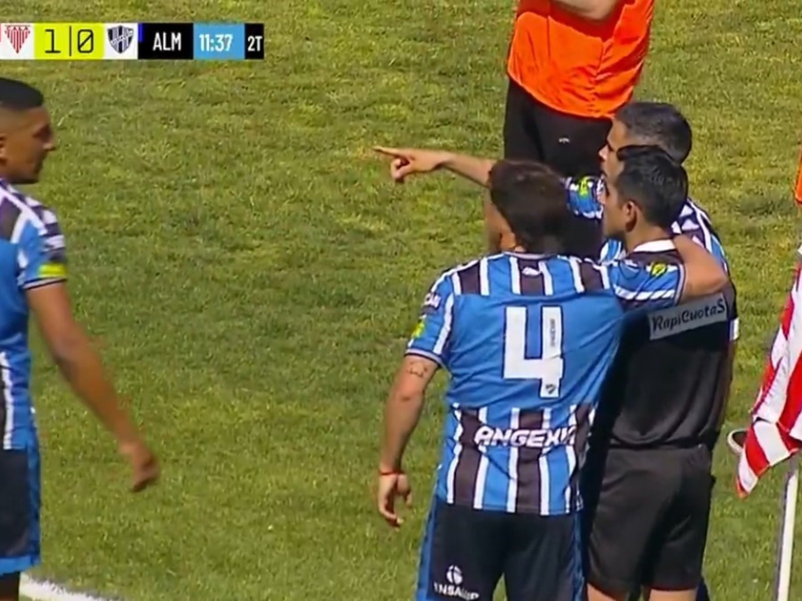 Video: el escandaloso penal que no le dieron a Almagro :: Olé