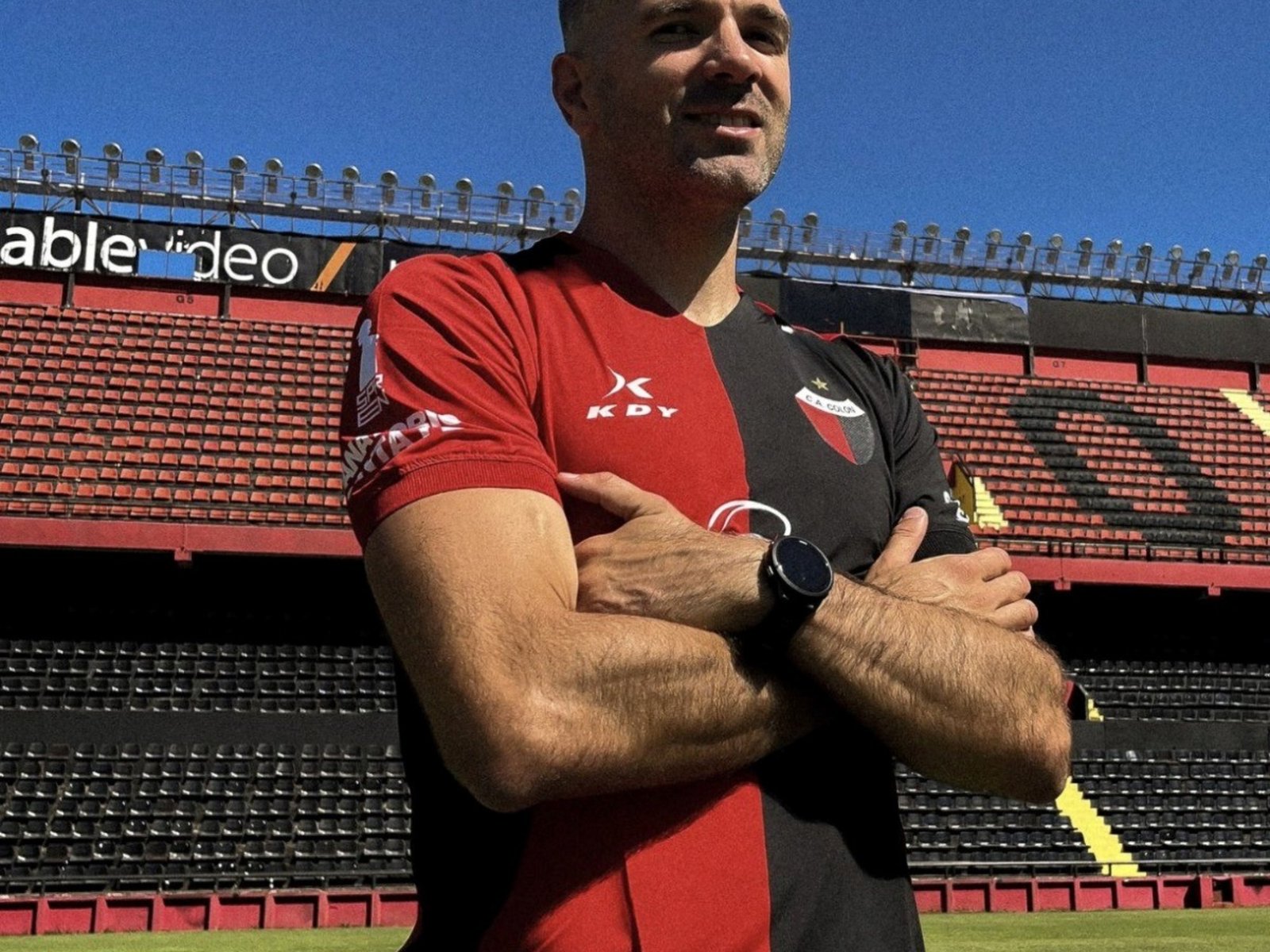 Bombazo en Colón: Emmanuel Gigliotti se retiraría del fútbol profesional :: Olé