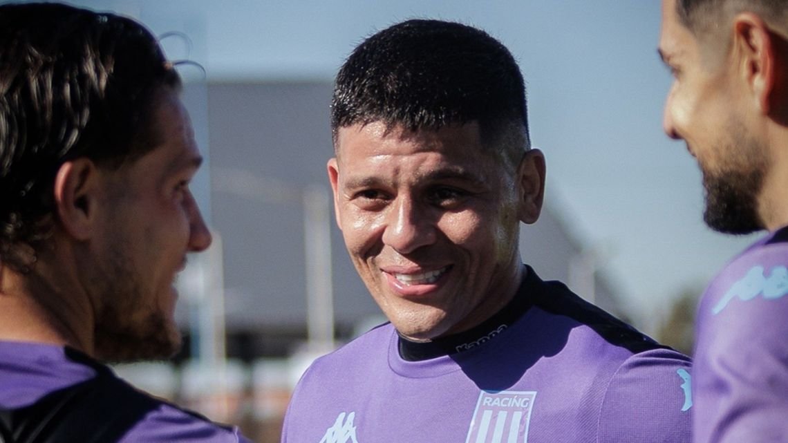 Racing tendrá a Marcos Rojo para enfrentarse a River Plate