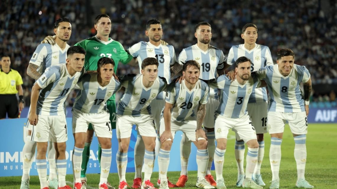 El dilema del tercer “nueve” de la Selección Argentina