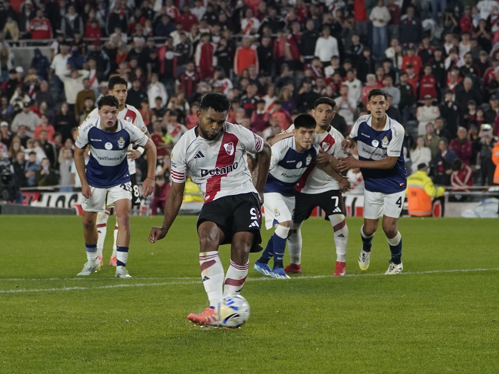 El mensaje de disculpas de Borja para los hinchas de River por su penal fallado :: Olé
