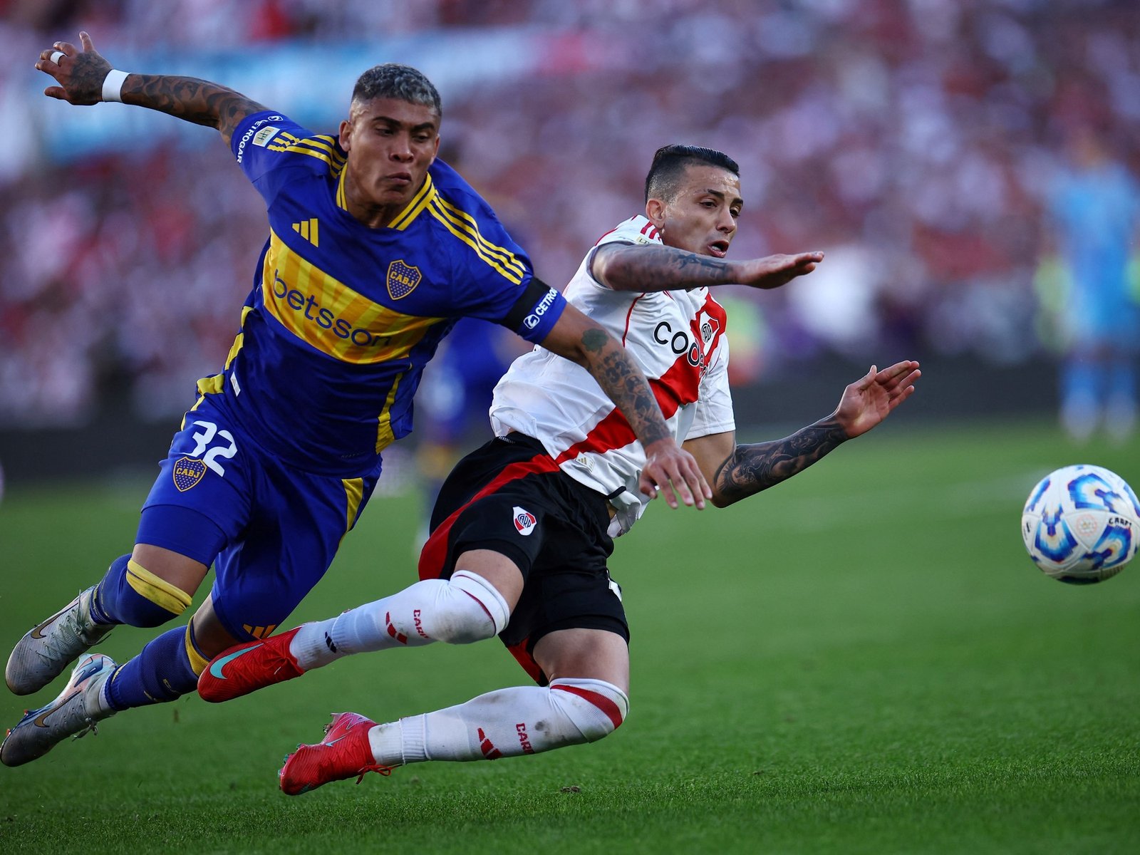 Encuesta Olé: ¿cómo sale el Súper entre Boca y River? :: Olé
