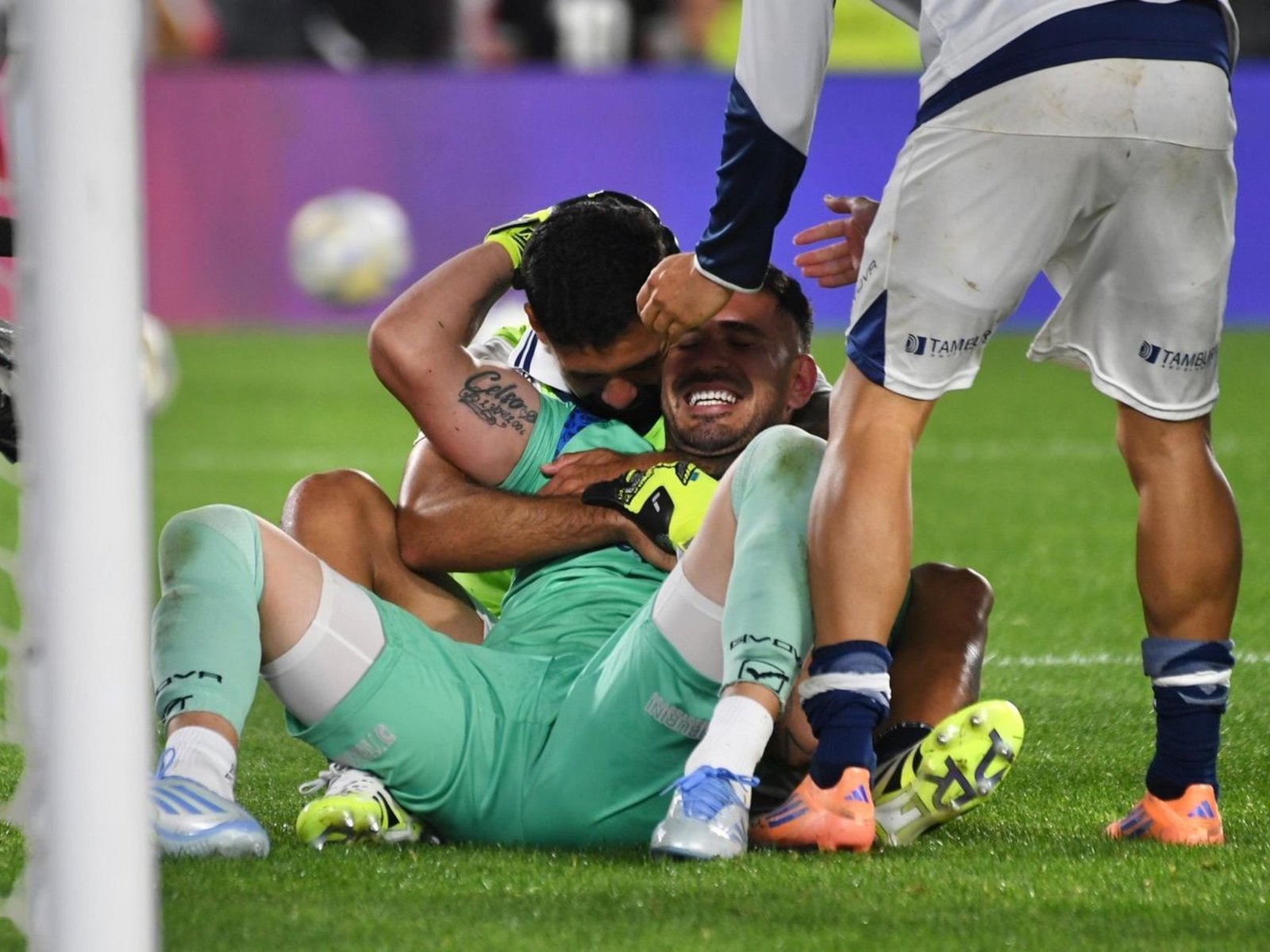 Insfrán, el héroe de Gimnasia ante River: "Nos daban por muertos, no se apostaba por nosotros" :: Olé