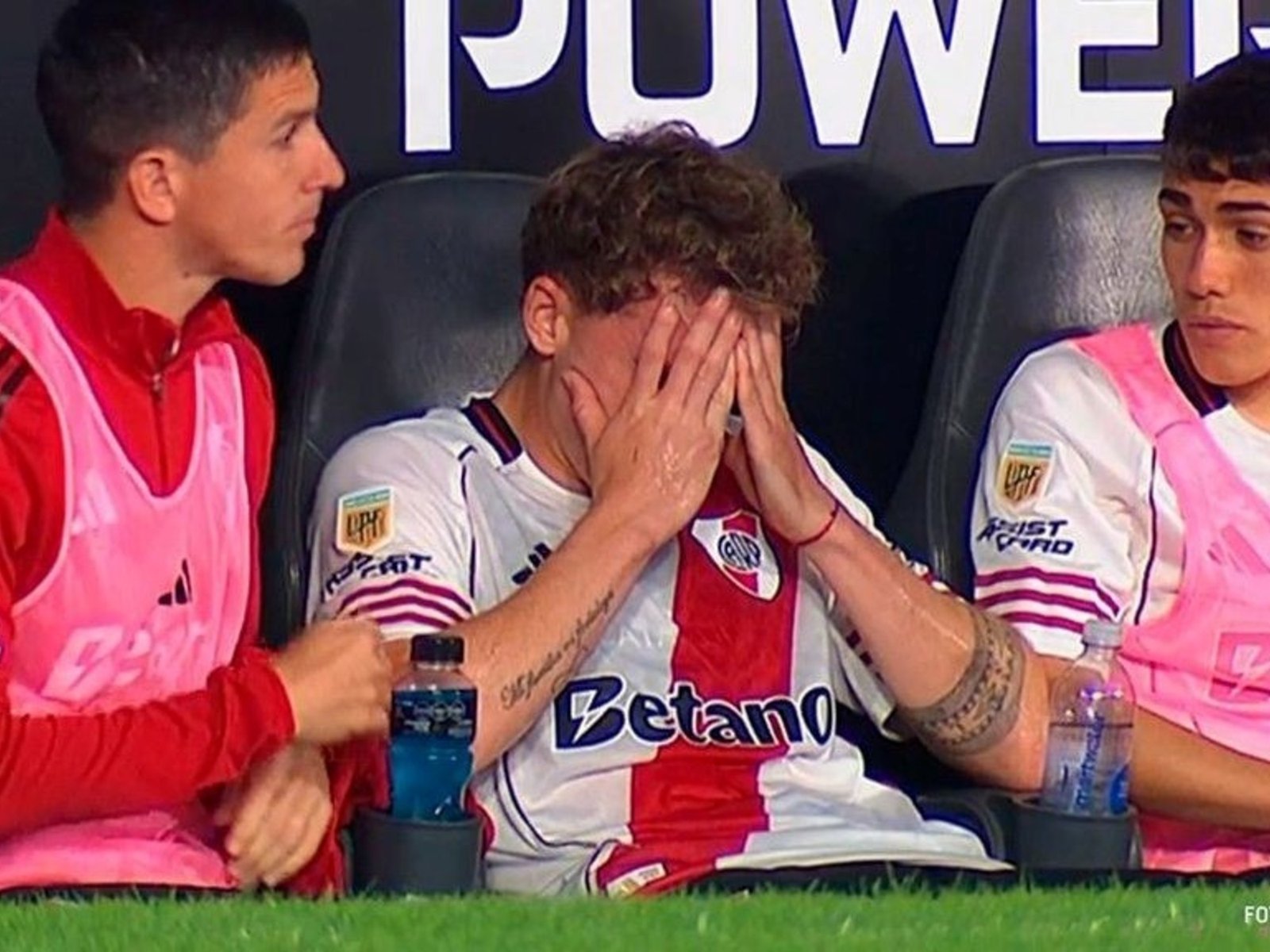 Preocupación en River: Colidio, lesión y llanto en el arranque del partido ante Gimnasia :: Olé