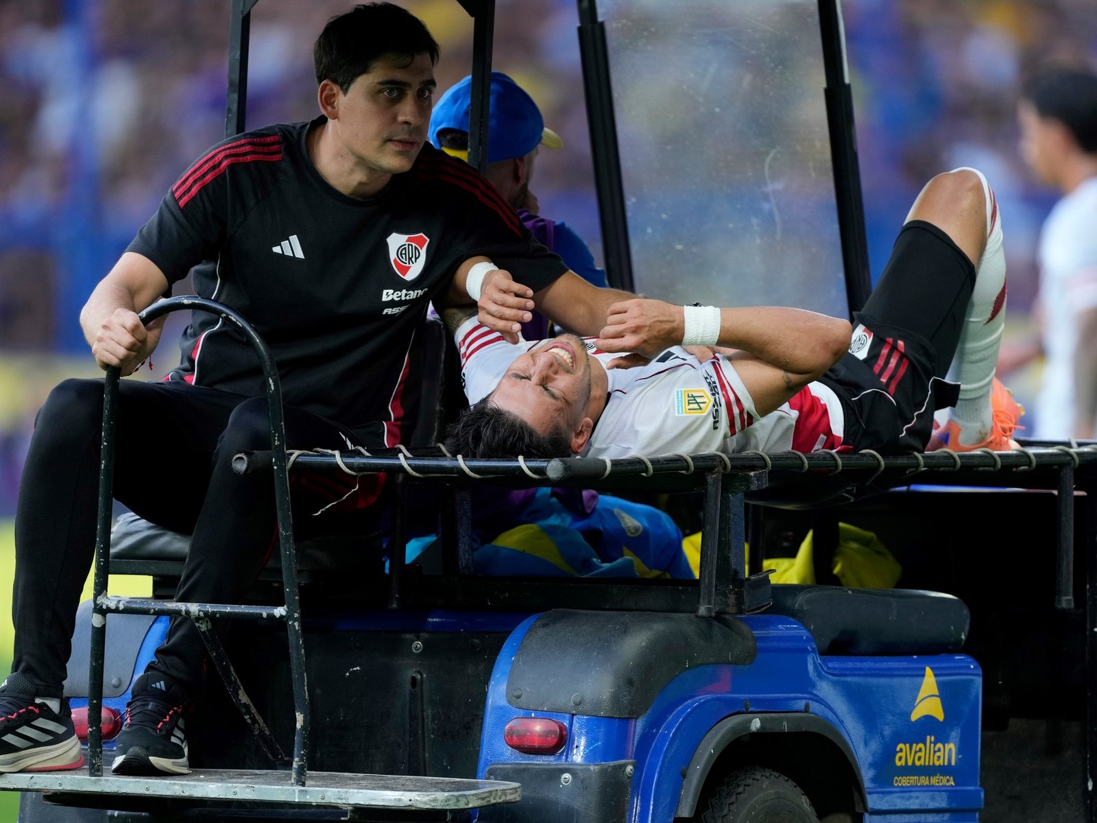 Se confirmó la lesión de Maxi Meza: operación y varios meses afuera :: Olé