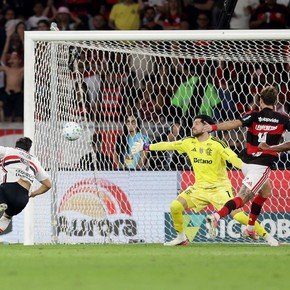 Video: Calleri la metió ante Flamengo en el Maracaná