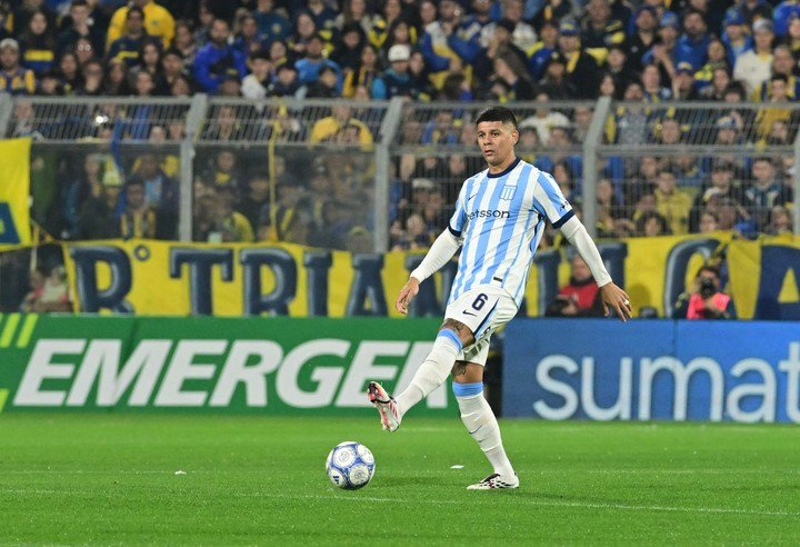 El zaguero aportó salida clara por abajo. FTP CLARIN
