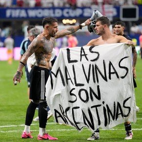 La emoción de Omar De Felippe tras el triunfo ante Inglaterra, con su recuerdo por Malvinas: “Ayuda a sanar emociones que siguen muy vivas”