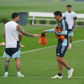 Scaloni y su laboratorio: qué variantes estudia para la final ante España