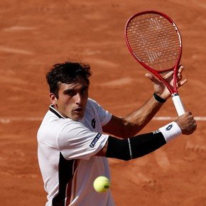 Román Burruchaga ganó un partidazo contra un ex 3° del mundo en el ATP de Estoril