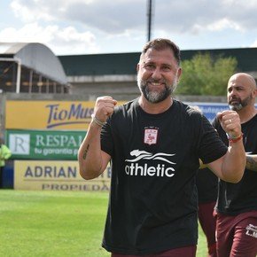 Walter Otta, con Olé: "Volvimos al club para cumplir el sueño de dirigir a Morón en Primera"