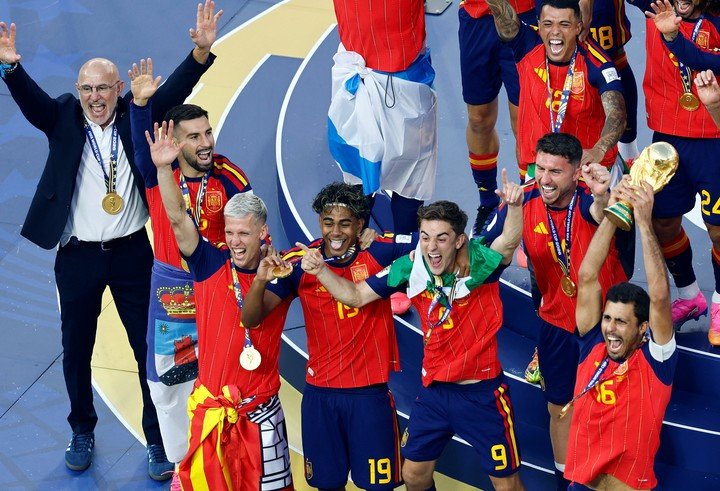 Sus pollos: el entrenador compartió múltiples categorías con varios de sus jugadores.