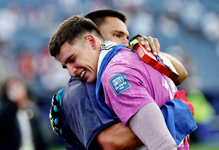 Orlando Gill fue héroe de Paraguay en los penales contra Alemania. Foto: Reuters / Winslow Townson.
