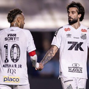 Racing cerró a su cuarto refuerzo: un delantero que viene de jugar con Neymar en el Santos