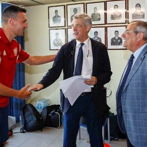 Clases, elogios y el llamado que no se dio: la conexión de Lionel Scaloni con el técnico de España