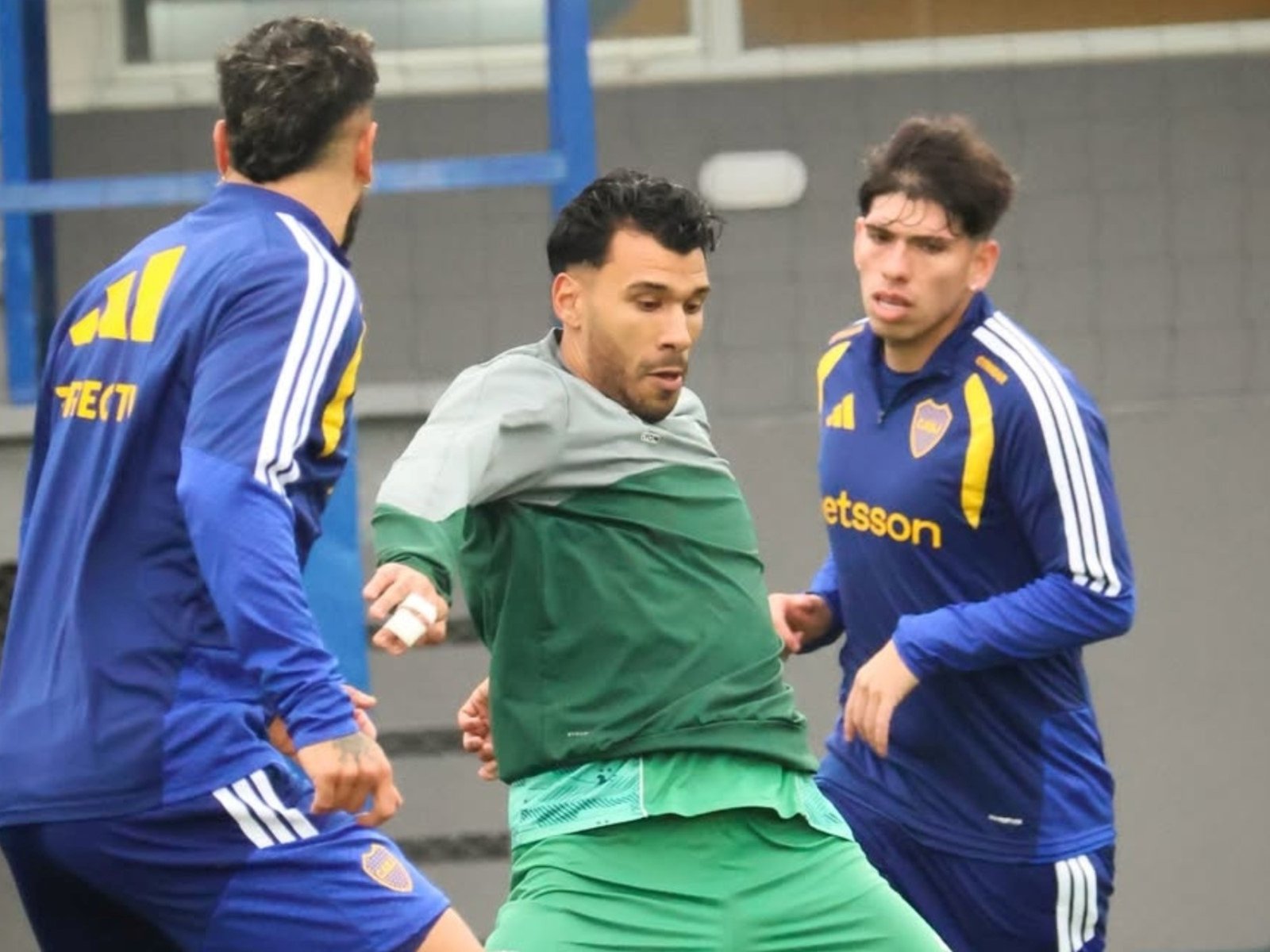 Amistoso en Boca Predio: los jugadores que sumaron rodaje ante Ferro y el inesperado final :: Olé