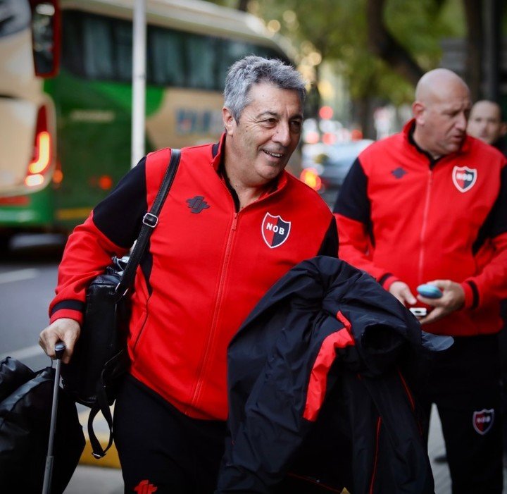 Kudelka llegó a Buenos Aires más feliz de cómo se fue... (foto Prensa Newell's)